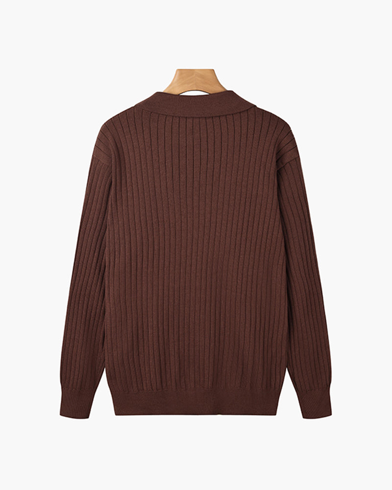 NC. | Polo clásico con cuello en V