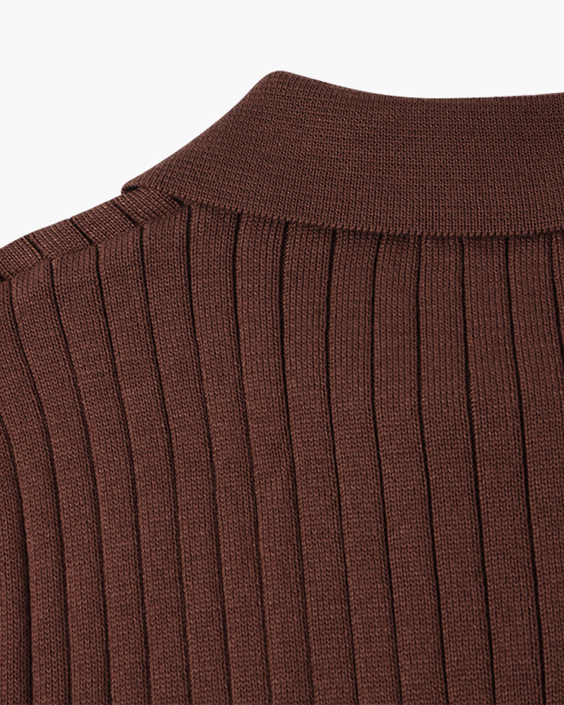 NC. | Polo clásico con cuello en V